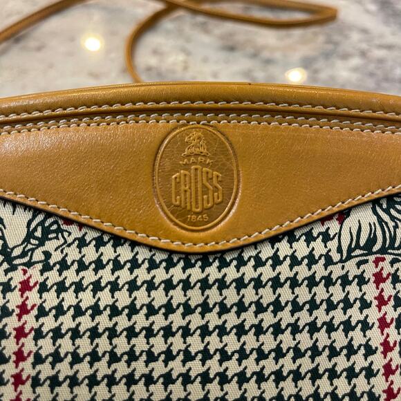 Mark Cross Vintage Crossbody Pocketbook - Picture 2 of 5
